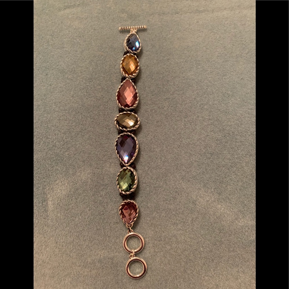 Multi-color adjustable bracelet